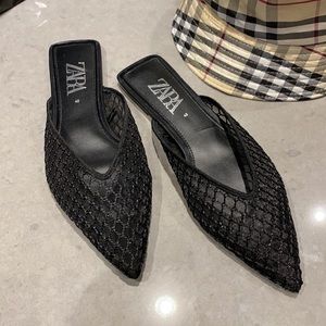 Black Zara Mesh Mules Flats Pointy Toe Square 9 40
